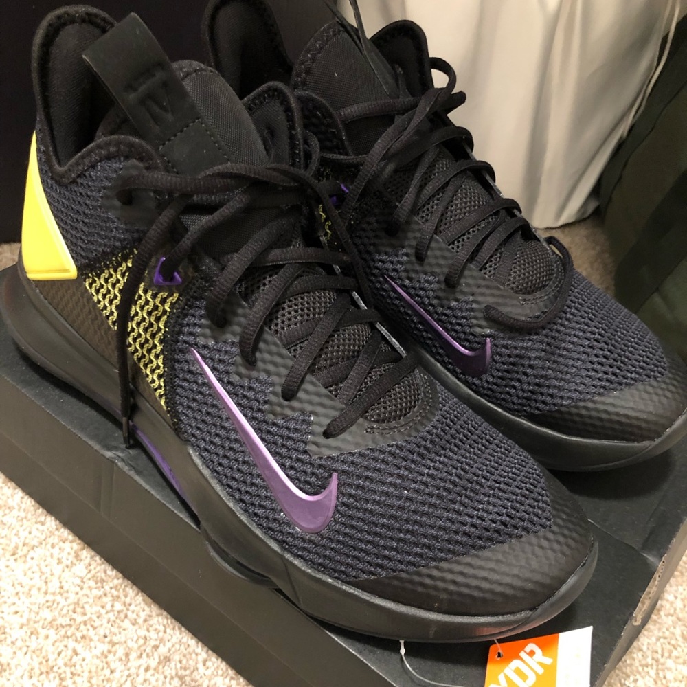 💯 NIKE LEBRON WITNESS IV EP LAKERS - BLACK PURPLE A CD0188-004 Size 10.5